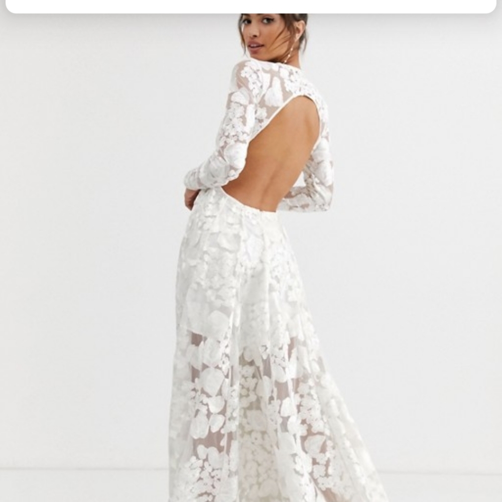 Wedding dress